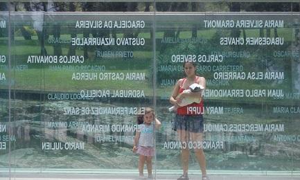 Il Memoriale agli scomparsi, nella città di Montevideo