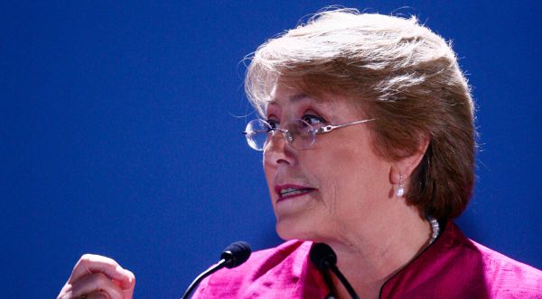 LA SECONDA VOLTA DI MICHELLE. Si ricandida alla presidenza del Cile la socialista Bachelet. Con ottime chances