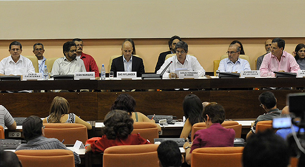 UN PASSO IMPORTANTE VERSO LA PACE IN COLOMBIA. Primo accordo tra governo e guerriglia sulla questione agraria. Adesso si passa a parlare di partecipazione politica UN PASSO IMPORTANTE VERSO LA PACE IN COLOMBIA. Primo accordo tra governo e guerriglia sulla questione agraria. Adesso si passa a parlare di partecipazione politica