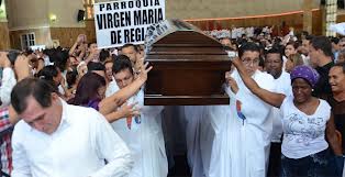 STRAGE DI PRETI IN COLOMBIA. Mentre in Vaticano si canonizza la prima santa colombiana, un altro sacerdote di questo paese è stato assassinato