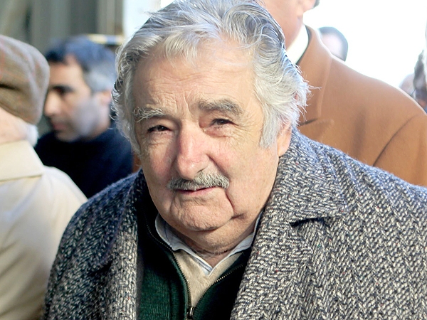 EX-GUERRIGLIERO IN VATICANO. Il caso Mujica, che ha chiesto di essere ricevuto da papa Francesco EX-GUERRIGLIERO IN VATICANO. Il caso Mujica, che ha chiesto di essere ricevuto da papa Francesco