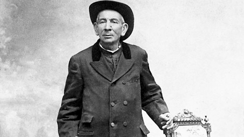 IL PRETE GAUCHO CON ADDOSSO L’ODORE DELLE PECORE. Così i vescovi argentini hanno annunciato la beatificazione del Cura Brochero IL PRETE GAUCHO CON ADDOSSO L’ODORE DELLE PECORE. Così i vescovi argentini hanno annunciato la beatificazione del Cura Brochero