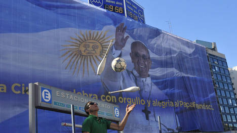 ARGENTINA, URUGUAY, CILE E PERÙ, nell’agenda 2015 di papa Francisco ARGENTINA, URUGUAY, CILE E PERÙ, nell’agenda 2015 di papa Francisco