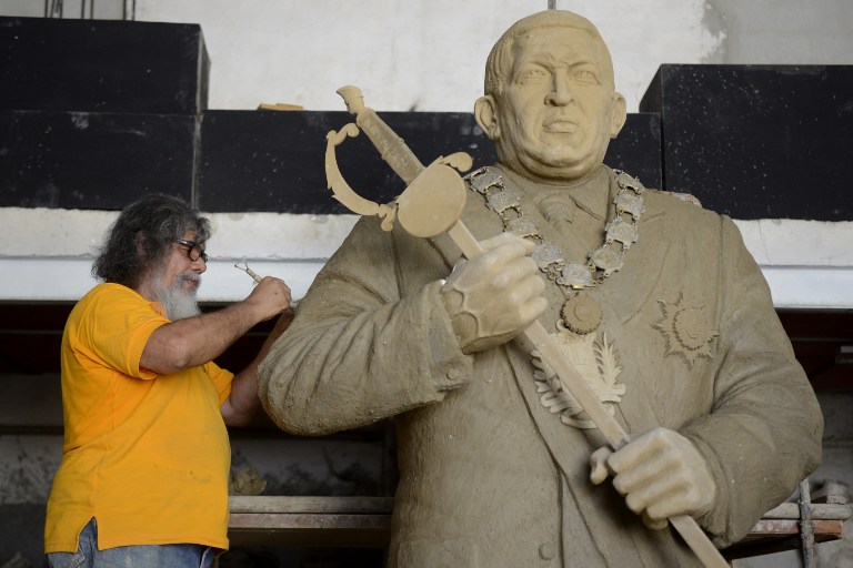 DUE TONNELLATE DI CHAVEZ. La più grande statua dedicata ad un politico del XX secolo sarà quella del leader venezuelano