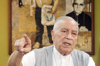 IL GIALLO DEL SOCCORSO GIURIDICO. Cambiano le motivazioni della chiusura: “irregolarità amministrative” e “snaturamento delle funzioni”, accusa l’arcivescovo di San Salvador IL GIALLO DEL SOCCORSO GIURIDICO. Cambiano le motivazioni della chiusura: “irregolarità amministrative” e “snaturamento delle funzioni”, accusa l’arcivescovo di San Salvador