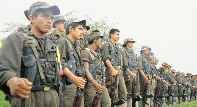 AUMENTA IL NUMERO DI CHI ABBANDONA LE ARMI. Sono i guerriglieri colombiani che vogliono anticipare i futuri accordi di pace AUMENTA IL NUMERO DI CHI ABBANDONA LE ARMI. Sono i guerriglieri colombiani che vogliono anticipare i futuri accordi di pace