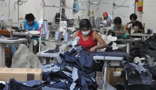 CONTRO IL LAVORO IN SCHIAVITU’ E LA TRATTA. Parte la campagna di solidarietà 2014 della Chiesa brasiliana CONTRO IL LAVORO IN SCHIAVITU’ E LA TRATTA. Parte la campagna di solidarietà 2014 della Chiesa brasiliana