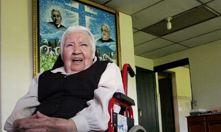 Madre Lucita, a 87 anni, nella Casa per bambini Divina Providencia. Foto Roberto Valencia