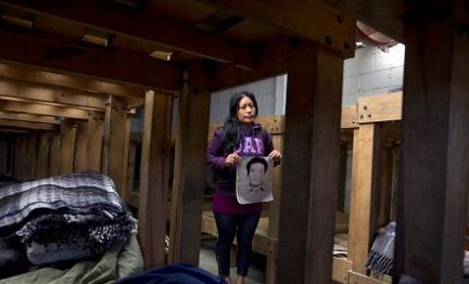 IL MESSICO DEI MORTI SENZA NOME. Due anni fa il massacro di 49 emigranti intercettati dagli Zeta. Ancora molti i cadaveri in attesa di identità IL MESSICO DEI MORTI SENZA NOME. Due anni fa il massacro di 49 emigranti intercettati dagli Zeta. Ancora molti i cadaveri in attesa di identità