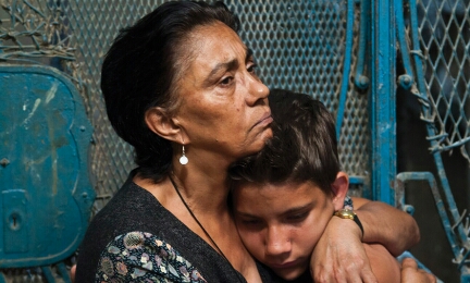 Chala e Carmela in una sequenza di “Conducta”, del regista cubano Ernesto Darana