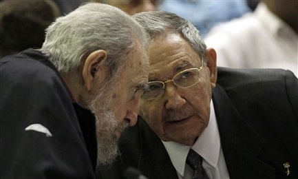 LA PRIMA VOLTA DI CUBA. Il VII Vertice delle Americhe previsto a Panama nel 2015 potrebbe sancire la fine dell’isolamento dell’isola LA PRIMA VOLTA DI CUBA. Il VII Vertice delle Americhe previsto a Panama nel 2015 potrebbe sancire la fine dell’isolamento dell’isola