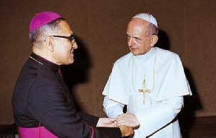 Quella foto sul comodino… Romero con Paolo VI in Vaticano. Foto: Roberto Valencia.