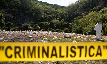 PER IL PAPA È “ASSASSINIO”. Francesco non crede più alla possibilità di ritrovare con vita i 43 studenti messicani. I resti ritrovati non sono loro PER IL PAPA È “ASSASSINIO”. Francesco non crede più alla possibilità di ritrovare con vita i 43 studenti messicani. I resti ritrovati non sono loro