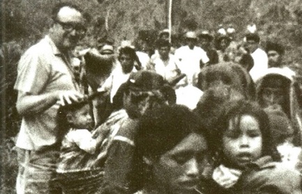 IMPARARE A PIANGERE. Lettera di un argentino dal Guatemala nel giorno in cui si commemorano i diritti umani. Il ricordo del vescovo Gerardi, assassinato nel 1998 IMPARARE A PIANGERE. Lettera di un argentino dal Guatemala nel giorno in cui si commemorano i diritti umani. Il ricordo del vescovo Gerardi, assassinato nel 1998