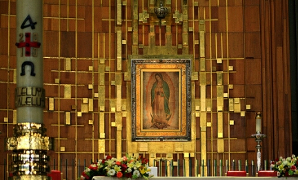 CAMBIA PELLE L’ARCHIVIO STORICO DI GUADALUPE. Lotta contro l’erosione del tempo per tramandare in buono stato documenti e musiche sulla celebre apparizione