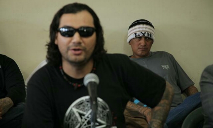 Conferenza stampa di due esponenti delle maras nel penitenziario di Mariona, in El Salvador nel 2013. Foto Archivio El Faro