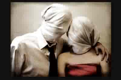 CREDENTI, MA CON PRUDENZA. Il 30 per cento degli iberoamericani non si sente libero di parlare delle proprie convinzioni più profonde