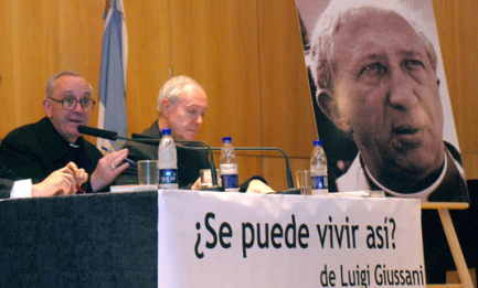 Buenos Aires, luglio 2008. Bergoglio presenta il libro di Giussani “Si puo vivere cosi?”