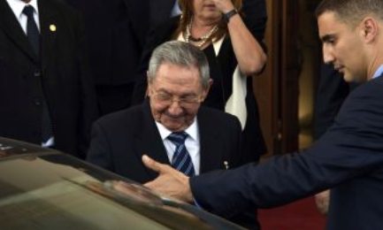 RAÚL CASTRO IN VATICANO 2. Perché il Presidente cubano vuole incontrare Papa Francesco prima della visita del Pontefice all’isola?