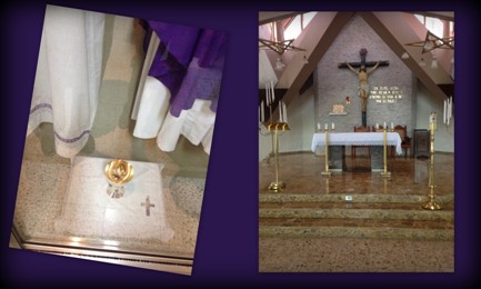 L'interno della cappella della Divina Provvidenza dov'é stato assassinato, con il calice e i paramenti usati nella messa.