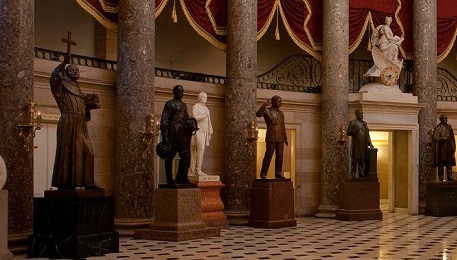 L’EPOPEA AMERICANA DI FRATE JUNÍPERO SERRA. Inizia a Roma, il 2 maggio, il viaggio negli Stati Uniti di papa Francesco. Prima tappa: Il Collegio Nordamericano L’EPOPEA AMERICANA DI FRATE JUNÍPERO SERRA. Inizia a Roma, il 2 maggio, il viaggio negli Stati Uniti di papa Francesco. Prima tappa: Il Collegio Nordamericano