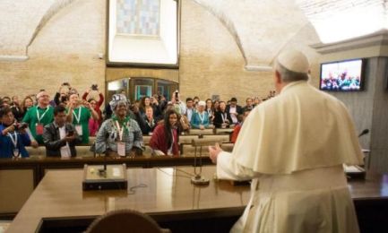PAPA-MOVIMENTI POPOLARI. IL DIALOGO CONTINUERA SULLE ANDE. 900 delegazioni da tutta l’America Latina si riuniranno con Francesco a Santa Cruz de la Sierra, in Bolivia