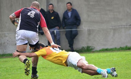 GLI SPARTANI DEL PAPA. Saranno ricevuti venerdì, arrivano da un penitenziario argentino di massima sicurezza e giocano a rugby. La regola numero 1 gliel’ha scritta Francesco: “Nell’arte di risalire l’importante è non attardarsi nella caduta”