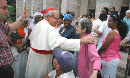 DAI CAMPI DI LAVORO ALLA SVOLTA CUBANA. Il cardinale di L’Avana Ortega y Alamino diventerà l’unico arcivescovo in tutto il mondo ad aver ricevuto tre Papi