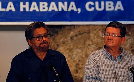 CUBA. ANCHE LA GUERRIGLIA COLOMBIANA VUOLE INCONTRARE IL PAPA. “Un incontro con lui darebbe una spinta straordinaria allo sforzo di riconciliazione”
