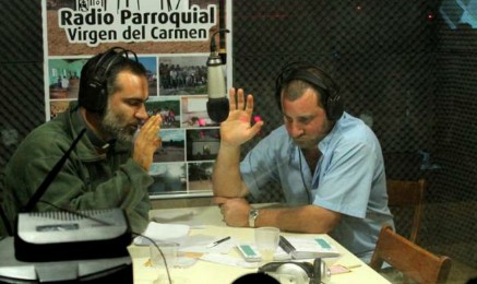 IL PAPA IN UNA RADIO DELLA PROVINCIA ARGENTINA. Come l’anno scorso anche il prossimo 8 agosto Francesco dialogherà in diretta tramite le onde di una radio parrocchiale