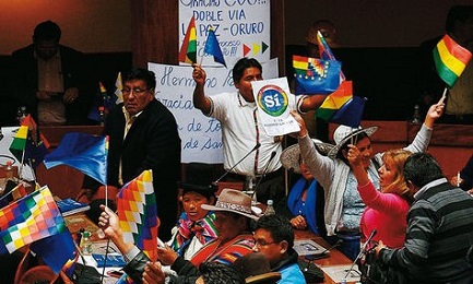 EVO MORALES VA PER IL TRIS. Il parlamento boliviano approva una modifica della costituzione che permette una terza rielezione. La norma verrà sottoposta a referendum