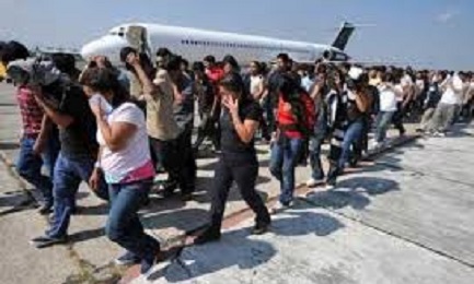 GLI STATI UNITI ANNUNCIANO UNA ONDATA DI DEPORTAZIONI DI MIGRANTI ILLEGALI. Si mobilita il “movimento dei santuari”. Dozzine di strutture cattoliche offrono ospitalità