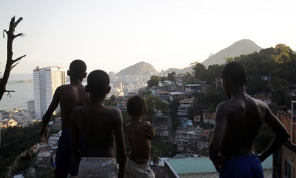 GIOCHI PERICOLOSI. Si avvicinano i Giochi Olimpici 2016 e i prefetti della città di Rio de Janeiro alzano il livello di guardia per prevenire le violenze sui più piccoli