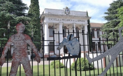 LO “SCHEDARIO PIO LAGHI”. Una monotona, quotidiana raccolta e segnalazione di nomi per strapparli dalle mani dei dittatori argentini. L’ESMA e il vocabolario del terrore