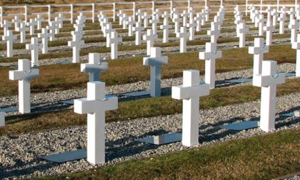 Tombe di soldati argentini caduti nella Malvinas