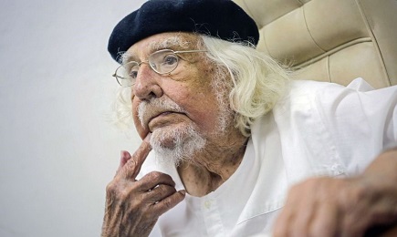 Ernesto Cardenal, monaco e poeta oggi novantunenne