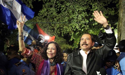 DINASTIA SANDINISTA. Ortega Presidente, Murillo vice è la formula delle prossime presidenziali in Nicaragua. Lei è anche la moglie, nonché la prima dama e l’erede DINASTIA SANDINISTA. Ortega Presidente, Murillo vice è la formula delle prossime presidenziali in Nicaragua. Lei è anche la moglie, nonché la prima dama e l’erede