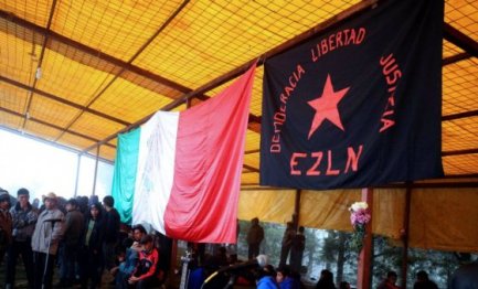 Zapatisti in assemblea