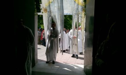 La messa per Juan Viroche nel Santuario di San Cayetano, a Buenos Aires