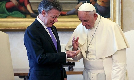 Papa e Santos nel giugno 2015