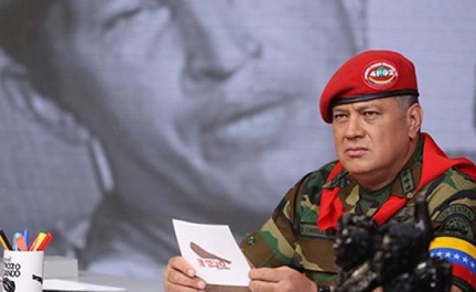 VENEZUELA. IL PUGNO DI CABELLO SUL DIALOGO. Le escandescenze del leader chavista contro il cardinal Parolin terremotano il tavolo del negoziato VENEZUELA. IL PUGNO DI CABELLO SUL DIALOGO. Le escandescenze del leader chavista contro il cardinal Parolin terremotano il tavolo del negoziato