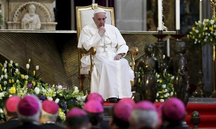 TI RICORDI QUANDO E’ VENUTO IL PAPA? Ad un anno dal viaggio in Messico i commenti si dividono. Per il principale quotidiano del Paese i vescovi hanno fatto orecchie da mercante