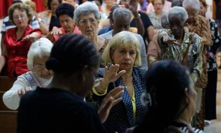 Un servizio religioso nella chiesa battista William Carey di L’Avana. Foto D. Boylan-AP