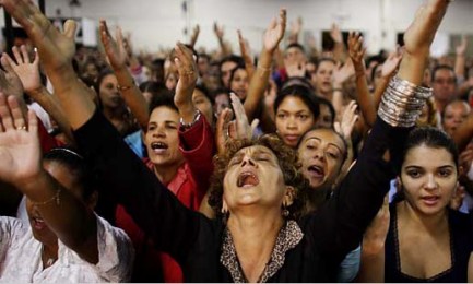 L’ONDA LUNGA DEL PENTECOSTALISMO IN BRASILE. Le proposte dei vescovi per far fronte alla perdita di fedeli e alla crescita delle comunità evangeliche