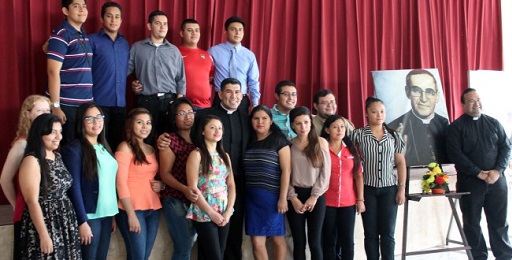 BORSE DI STUDIO UNIVERSITARIE MONSEÑOR ROMERO. Saranno assegnate a giovani salvadoregni per un quinquennio