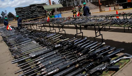 ARMI AL MACERO. Iniziata la distruzione delle munizioni consegnate dalle Farc della Colombia alle Nazioni Unite. Seguirà quella delle armi ARMI AL MACERO. Iniziata la distruzione delle munizioni consegnate dalle Farc della Colombia alle Nazioni Unite. Seguirà quella delle armi