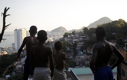 AUMENTANO LE FAVELAS A RIO DE JANEIRO. Discontinuità e mancanza di coordinamento tra le politiche pubbliche tra le cause della crescita