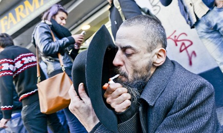 MARIJUANA URUGUAYANA. A poco meno di un mese dall’inizio della vendita della cannabis di stato nelle farmacie del paese Sudamericano le cose non vanno poi tanto bene