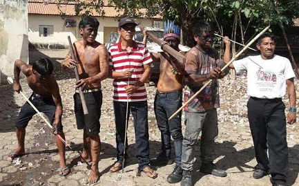 Un gruppo di“Guardiani Guajajara”(Foto Guajajara Guardians)