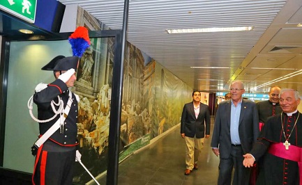 UN CAPO DI STATO PER AMICO. Il Presidente del Perù mira a rafforzare un rapporto personale con Papa Francesco. Ma si parlerà anche di Venezuela e cambiamenti climatici